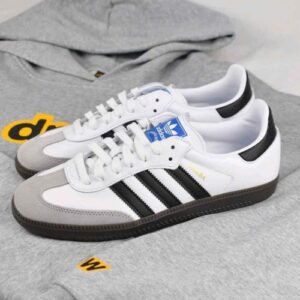 adidaass samba white black