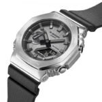 Casio g shock gm2100 black silver Black